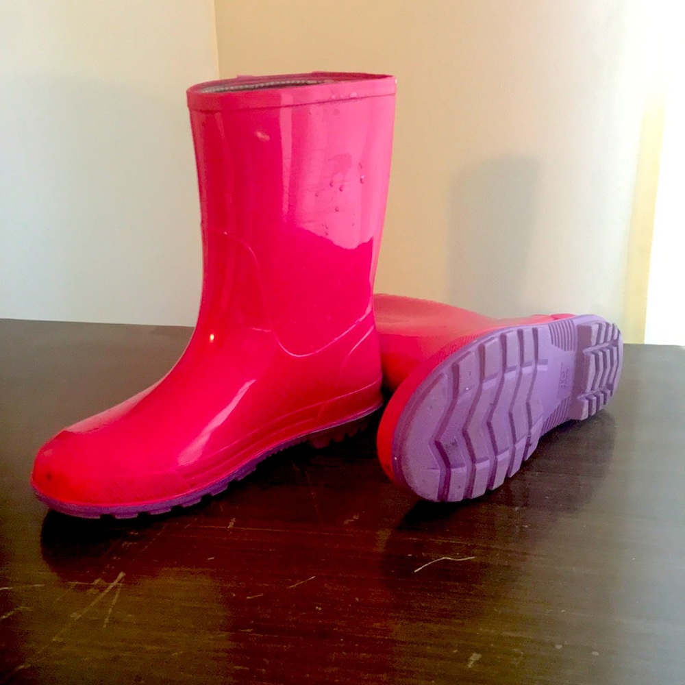 Girls fashionable rubber boots